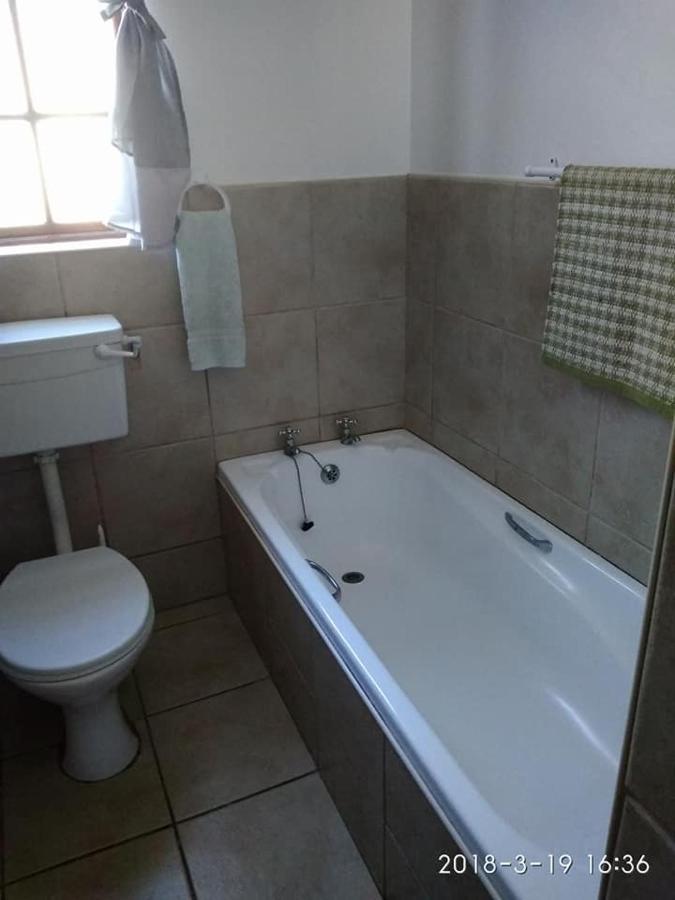 Agulhas Heights Self-Catering Cottages Extérieur photo