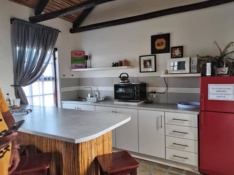 Agulhas Heights Self-Catering Cottages Extérieur photo