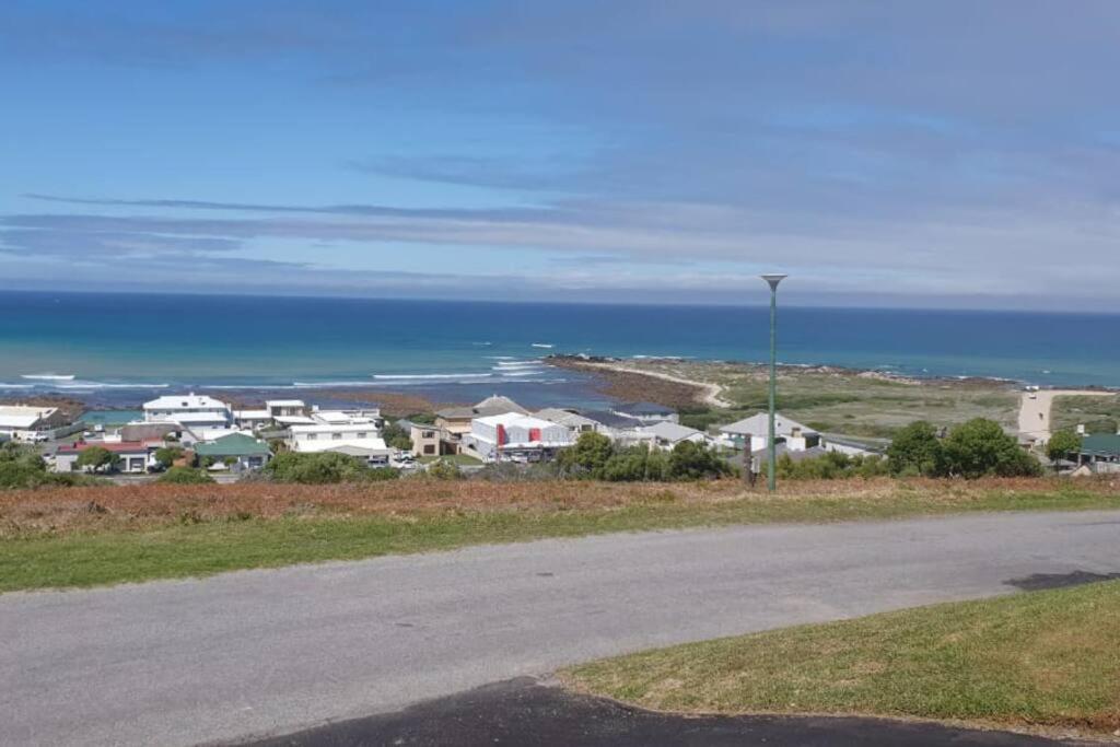 Agulhas Heights Self-Catering Cottages Extérieur photo