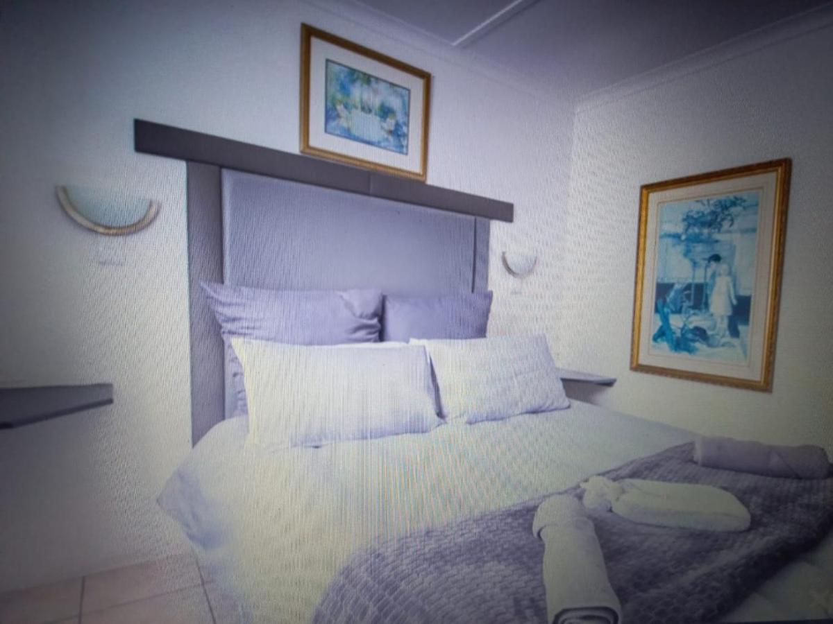 Agulhas Heights Self-Catering Cottages Extérieur photo
