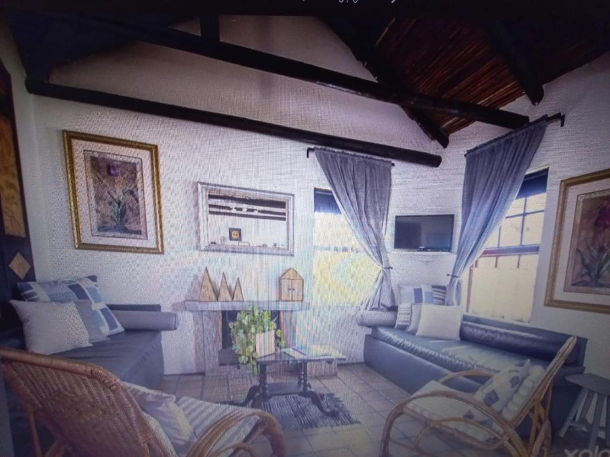Agulhas Heights Self-Catering Cottages Extérieur photo
