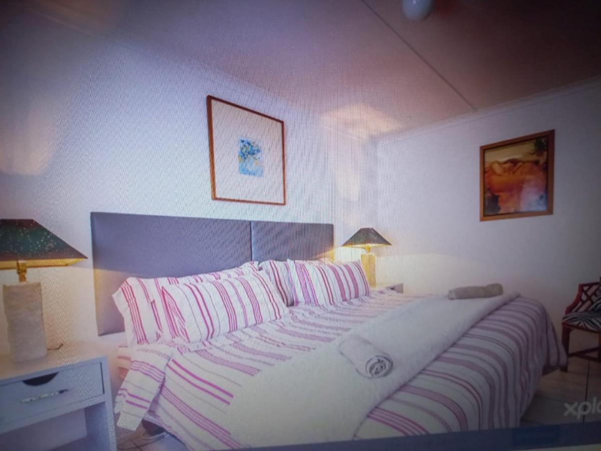 Agulhas Heights Self-Catering Cottages Extérieur photo