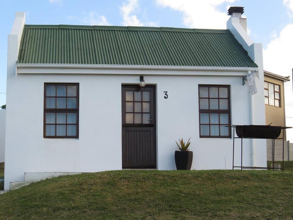 Agulhas Heights Self-Catering Cottages Extérieur photo