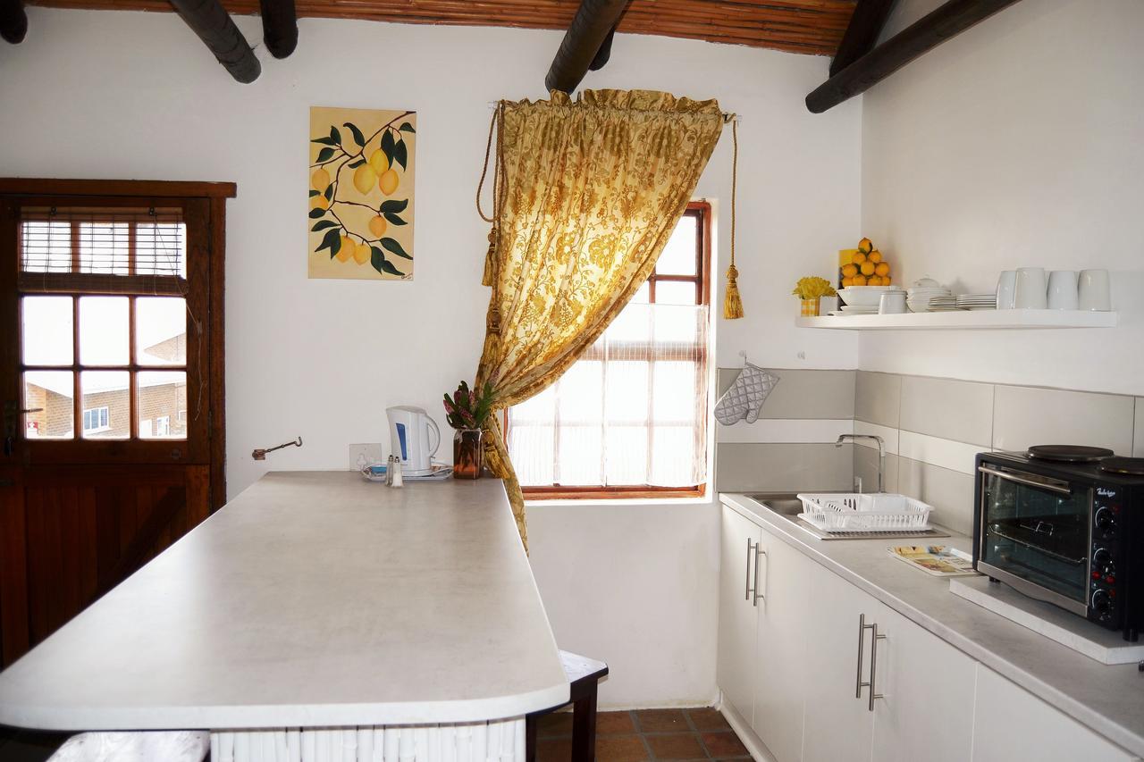 Agulhas Heights Self-Catering Cottages Extérieur photo